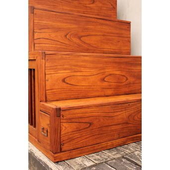 縦桟引戸の欅階段箪笥　M54 