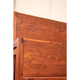 縦桟引戸の欅階段箪笥　M54 