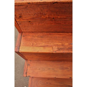 縦桟引戸の欅階段箪笥　M54 