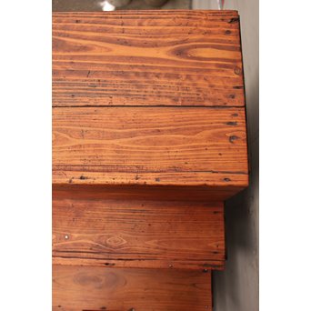 縦桟引戸の欅階段箪笥　M54 