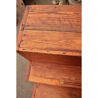 縦桟引戸の欅階段箪笥　M54 