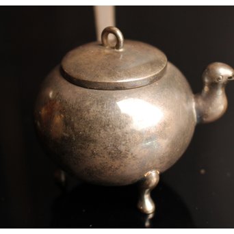 韓国美術工芸 李王家 純銀獣口三脚水滴　S2024 