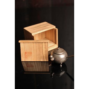 韓国美術工芸 李王家 純銀獣口三脚水滴　S2024 