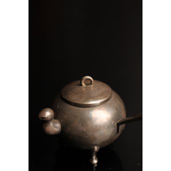 韓国美術工芸 李王家 純銀獣口三脚水滴　S2024 