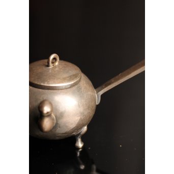 韓国美術工芸 李王家 純銀獣口三脚水滴　S2024 