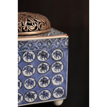 三浦竹泉銘祥瑞手銀火屋四方香炉　K104 