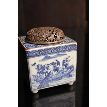 三浦竹泉銘祥瑞手銀火屋四方香炉　K104 