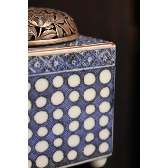 三浦竹泉銘祥瑞手銀火屋四方香炉　K104 