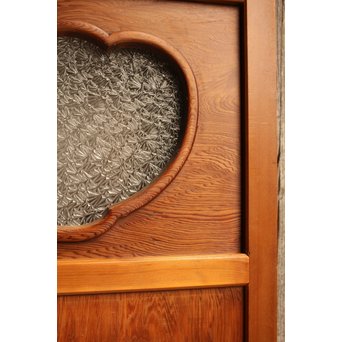 屋久杉系上杉一枚板雪隠戸/白目　GD804 