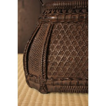 和田菁竺銘　竹工芸唐物写竹花籠　S2214 