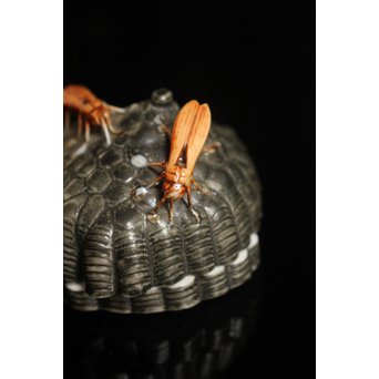 12代酒井田柿右衛門銘　蜂の巣香合　K138 