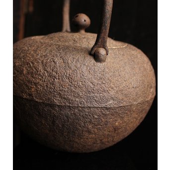 有坂銘　侘砲口鉄瓶　H430 