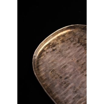 三世秦蔵六造小判型銀打出　急須盆/香盆　K147 