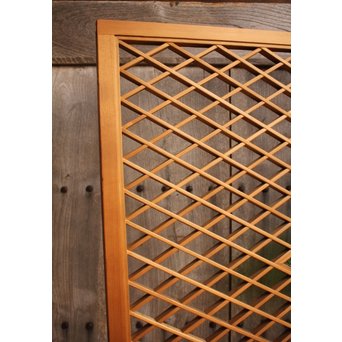 菱型組子と緑ダイア色ガラスの建具　L681 