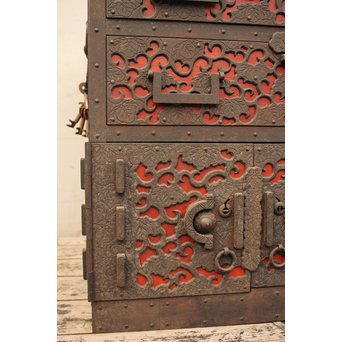 唐草佐渡型船箪笥　I243 