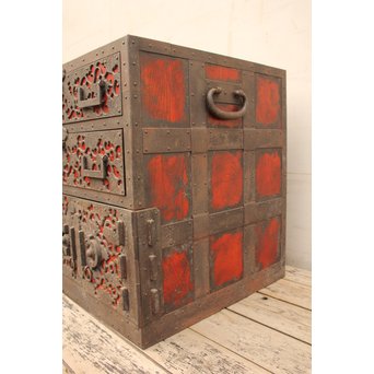 唐草佐渡型船箪笥　I243 