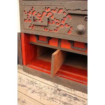 唐草佐渡型船箪笥　I243 