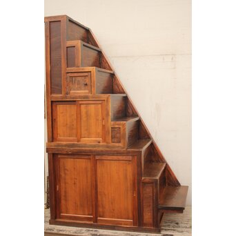 幅の狭い時代階段箪笥　I246Y 