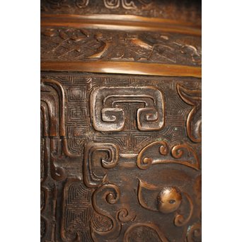 古青銅器風饕餮紋宣徳大火鉢/瓶掛　H444 