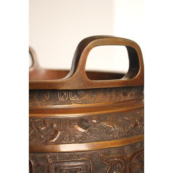 古青銅器風饕餮紋宣徳大火鉢/瓶掛　H444 