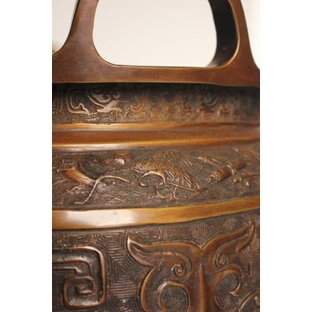 古青銅器風饕餮紋宣徳大火鉢/瓶掛　H444 