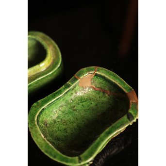 金印河濱支流　永楽造　亀交趾香合　K231 