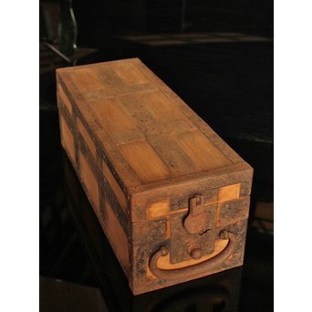 総檜千両箱　J2275 