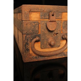 総檜千両箱　J2275 