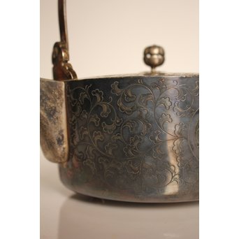 彫金葵御紋 純銀平提手銚子/銀瓶　K239 