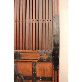 鉄尽総欅格子蔵戸　W439Y 