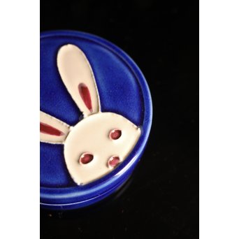 永楽善五郎造　兎交趾焼香合　K248 