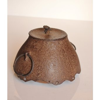 13代人間国宝鈴木盛久造　直筆手紙付　霊芝蓋虫食羽茶釜　K252 