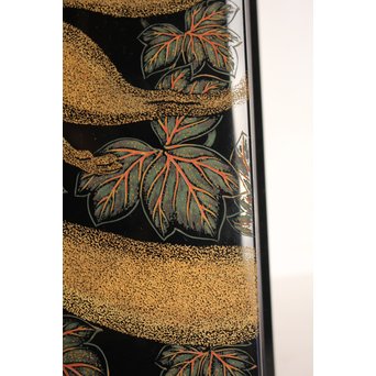 稲垣豊秋作　彫漆色紙箱’野狐’　S2723 