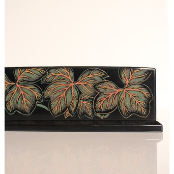 稲垣豊秋作　彫漆色紙箱’野狐’　S2723 