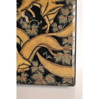 稲垣豊秋作　彫漆色紙箱’野狐’　S2723 