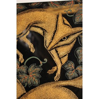 稲垣豊秋作　彫漆色紙箱’野狐’　S2723 