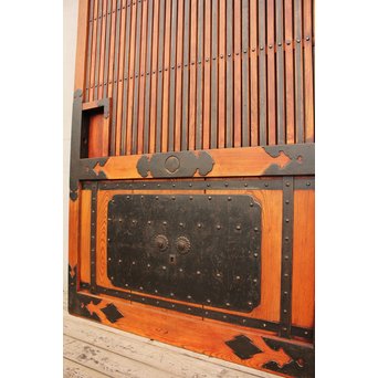 豪華鉄金具総欅格子蔵戸　W468Y 