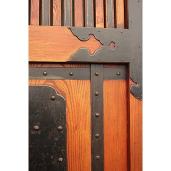 豪華鉄金具総欅格子蔵戸　W468Y 