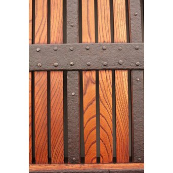 幅狭豪華鉄金具格子蔵戸　W469 