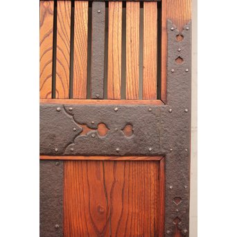 幅狭豪華鉄金具格子蔵戸　W469 