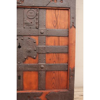 幅狭豪華鉄金具格子蔵戸　W469 