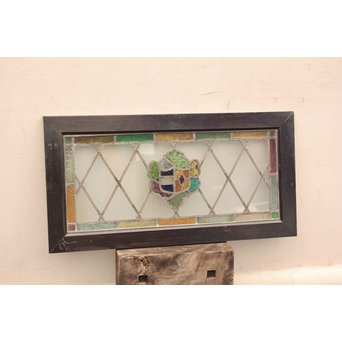 小川三知デザイン　ステンドグラス　GD916Y 