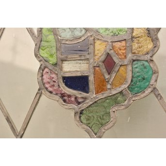 小川三知デザイン　ステンドグラス　GD916Y 