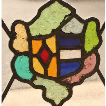 小川三知デザイン　ステンドグラス　GD916Y 