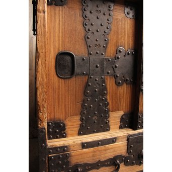 総桐多金具帳場箪笥　I375 