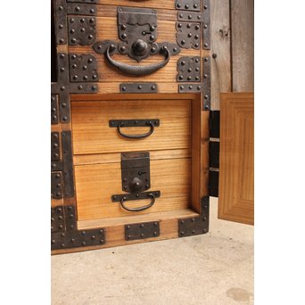 総桐多金具帳場箪笥　I375 