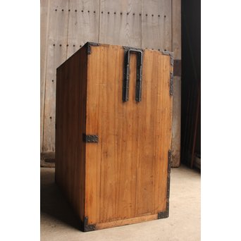 総桐多金具帳場箪笥　I375 