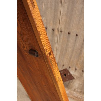 屋久杉系一枚板の雪隠戸　GD946 