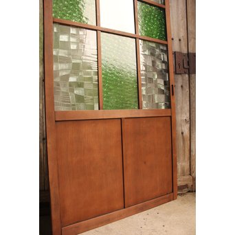 プレス緑色ガラスの建具　GD949 