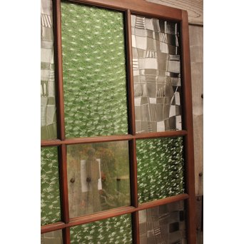 プレス緑色ガラスの建具　GD949 